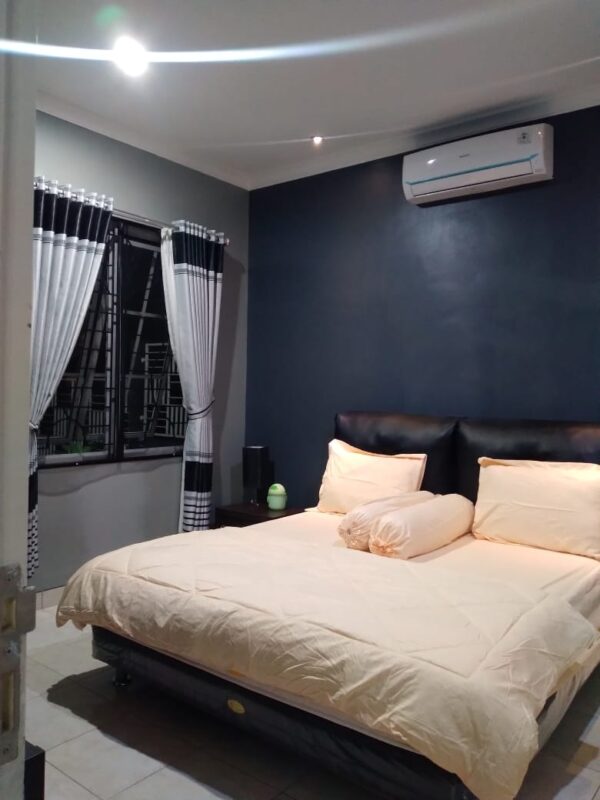 villa 3 kamar kolam renang pribadi